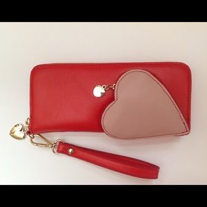 COPY - Leather Heart Of Gold Zip Around Wallet